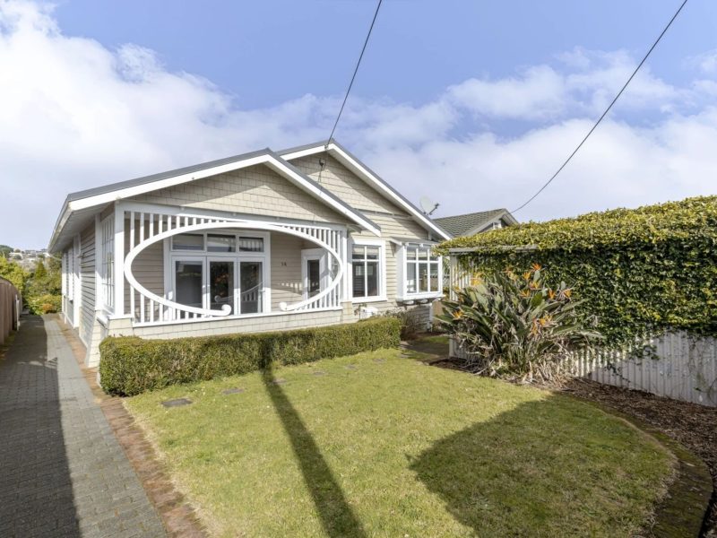 14 Ngaio St,   Strandon