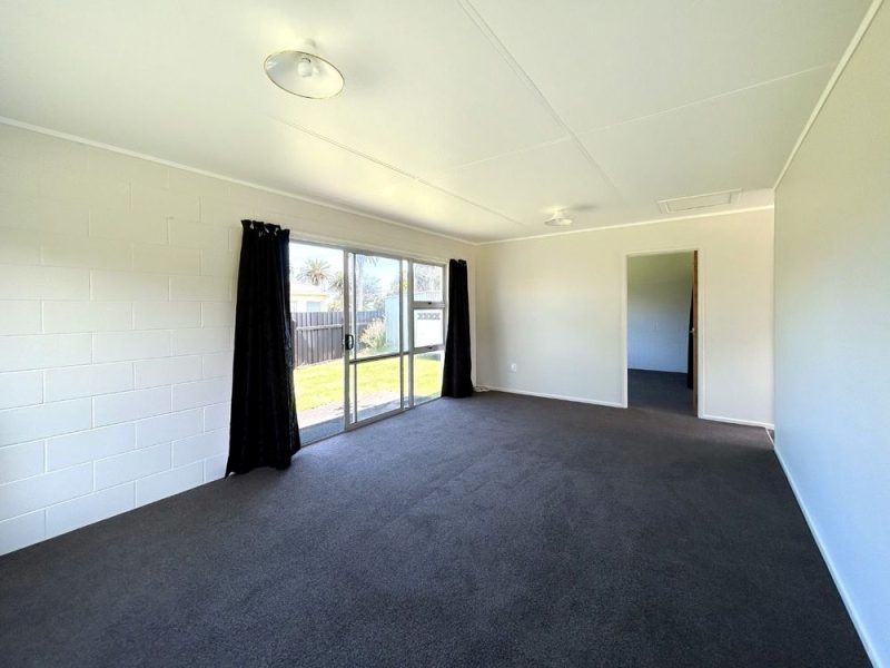 52 Bayly Street, Waitara, Unit 2