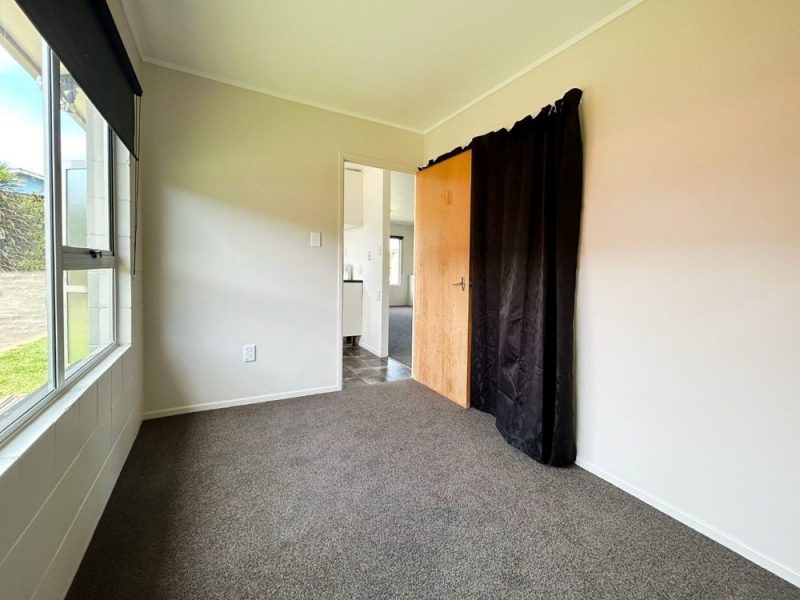 52 Bayly Street, Waitara, Unit 2