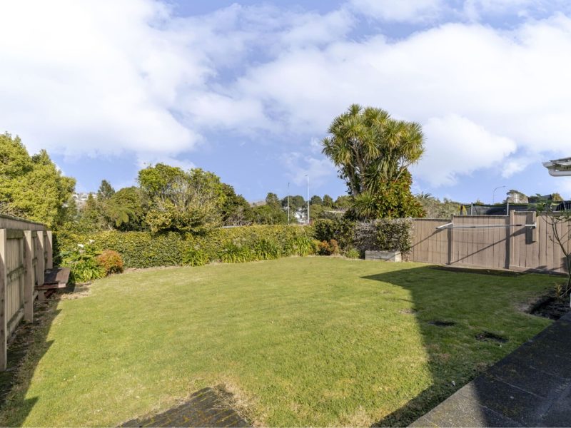 14 Ngaio St,   Strandon