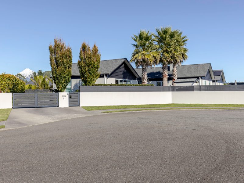 5 Tupuhi Place, Highlands Park