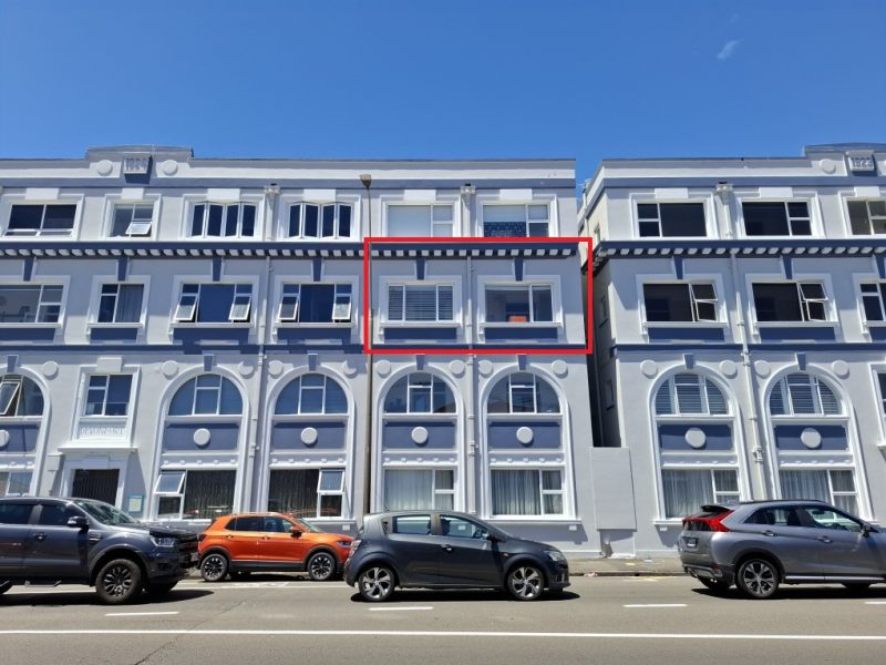 35/127 St Aubyn Street, Central City