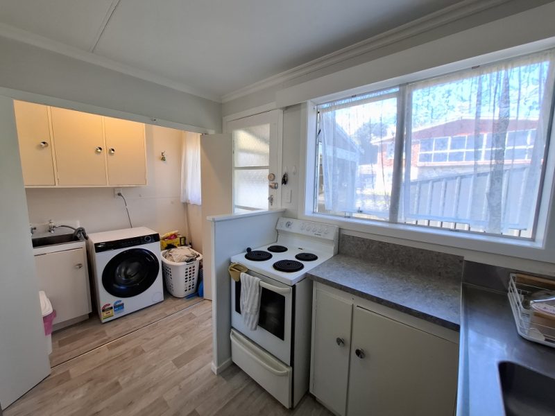 6B Davies Lane, New Plymouth Central