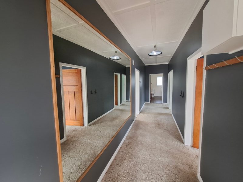 18 Cumming Street,  Okato