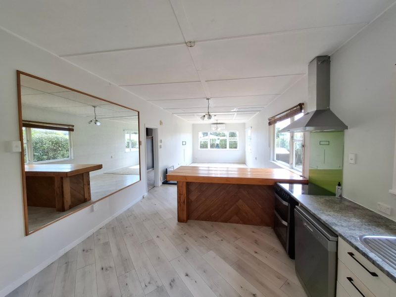 18 Cumming Street,  Okato