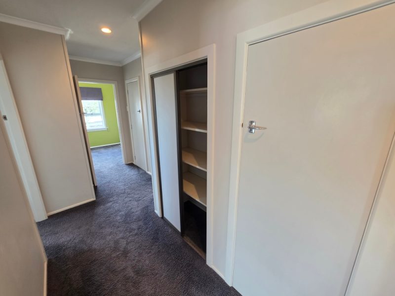 305 Frankley Rd, Ferndale