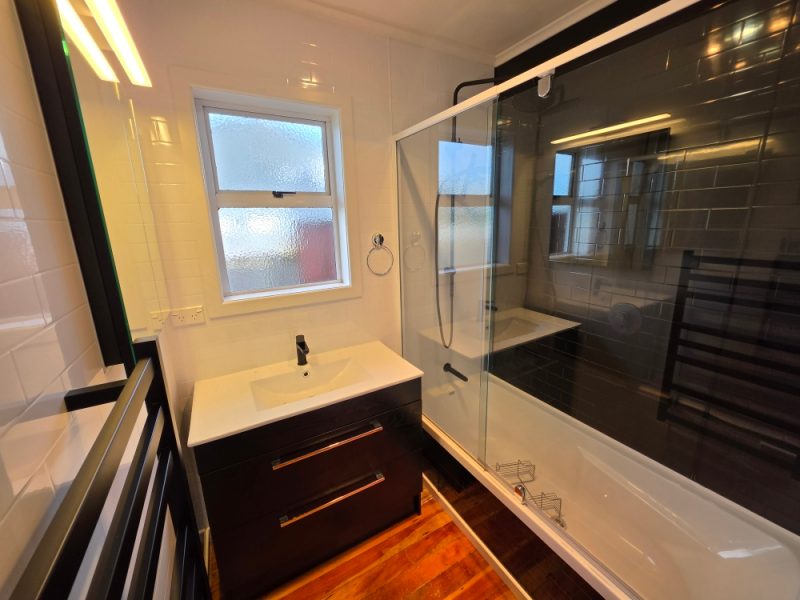 305 Frankley Rd, Ferndale