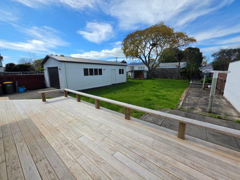 305 Frankley Rd, Ferndale