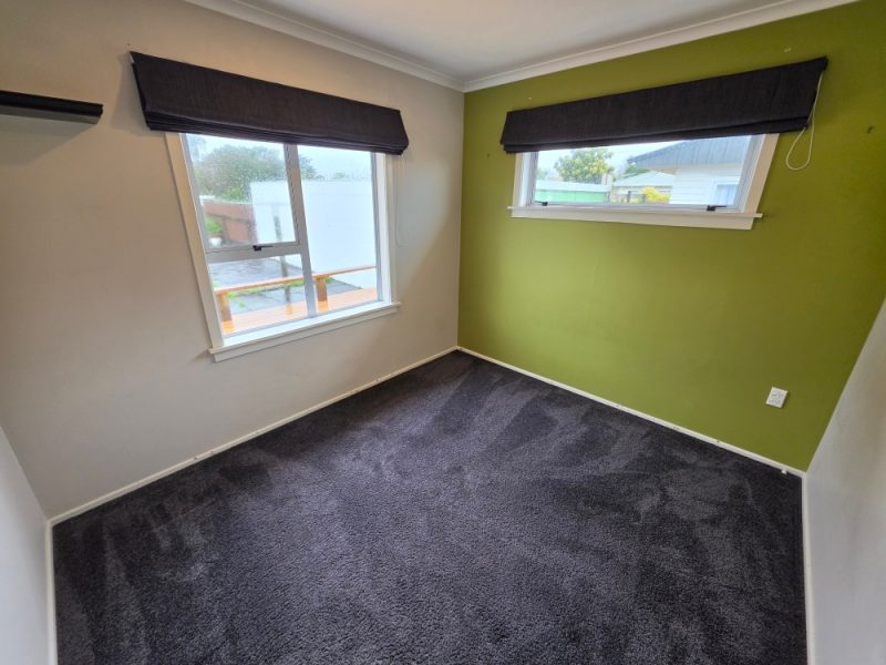 305 Frankley Rd, Ferndale